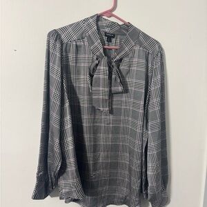 Women's Black and White Plaid Top